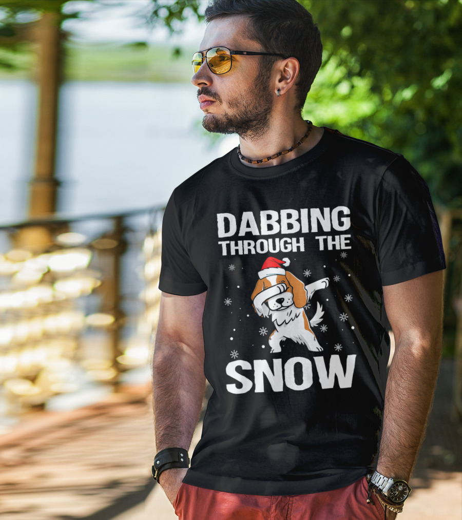 Dabbing Through The Snow Cavalier King Charles Spaniel Christmas Dog Santa Hat T-Shirt
