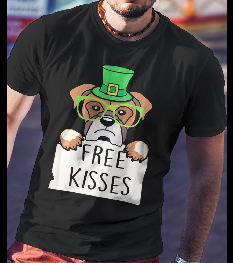 Free Kisses Boxer Dog Leprechaun St Patrick Hat Green Glasses T-Shirt
