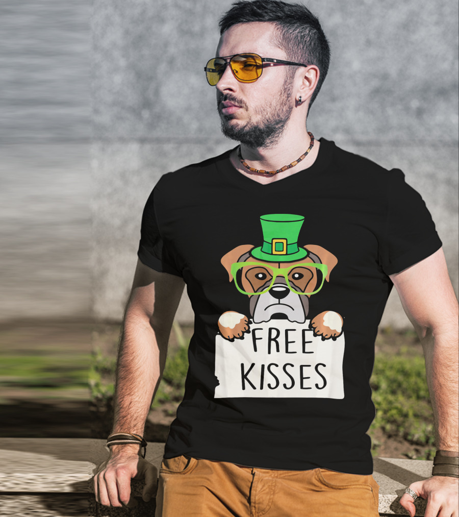 Free Kisses Boxer Dog Leprechaun St Patrick Hat Green Glasses T-Shirt