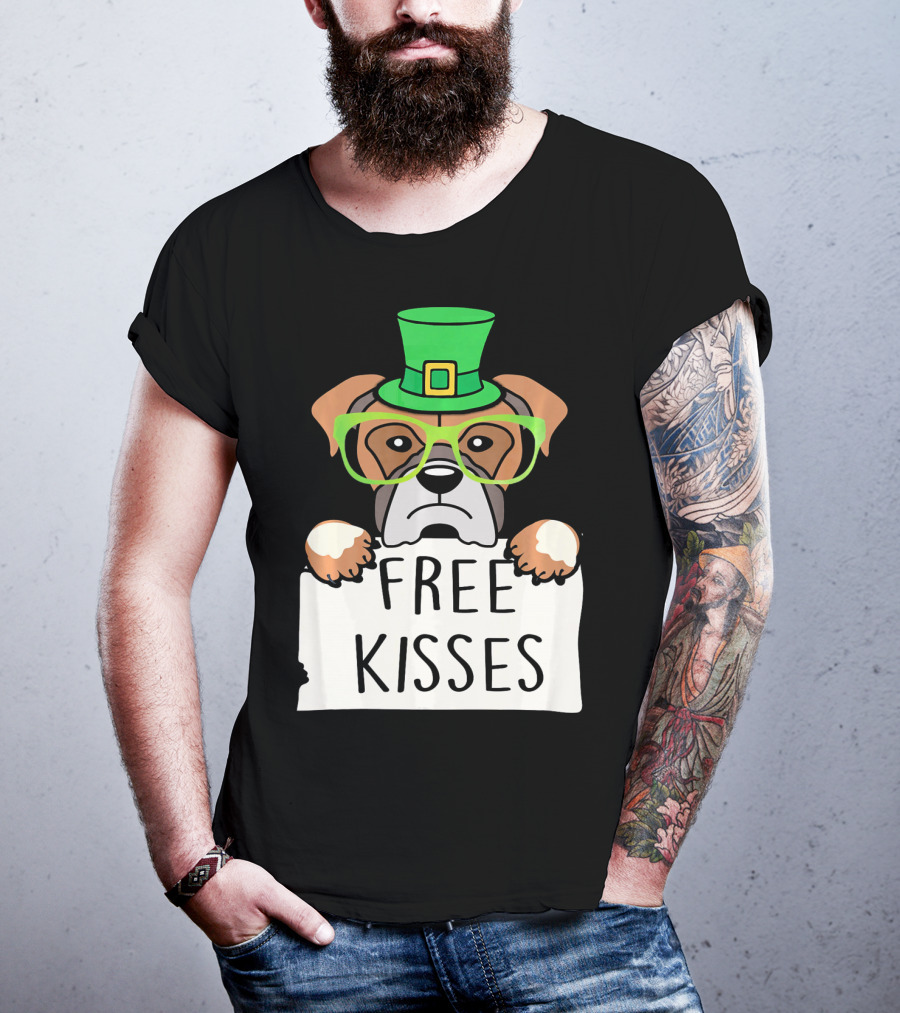 Free Kisses Boxer Dog Leprechaun St Patrick Hat Green Glasses T-Shirt