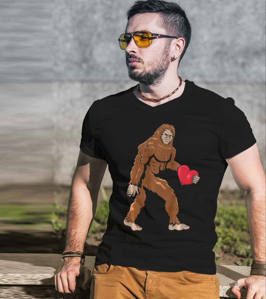 Bigfoot Holding Heart Sasquatch Valentines Day T-Shirt