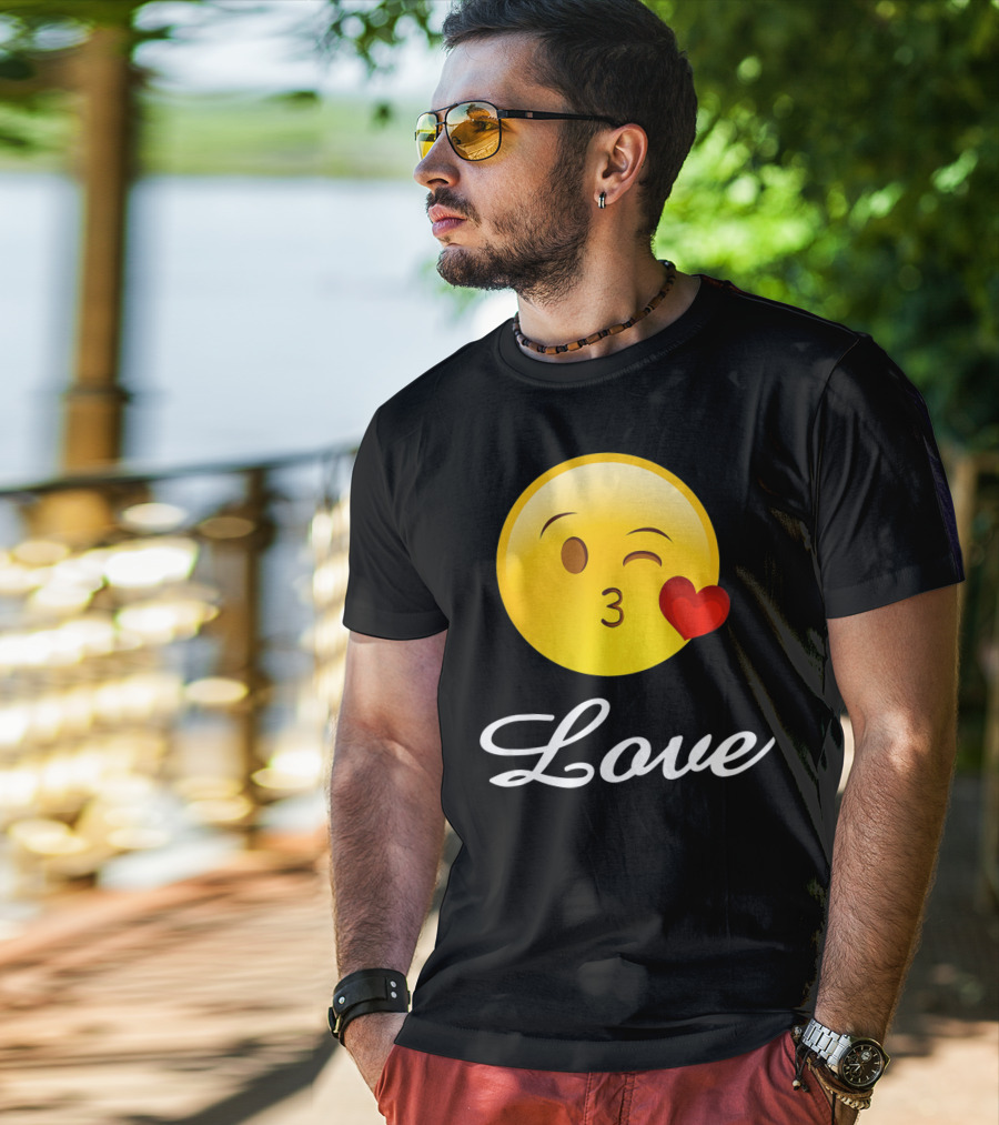 Love Emoji Valentines Day Heart Kiss T-Shirt