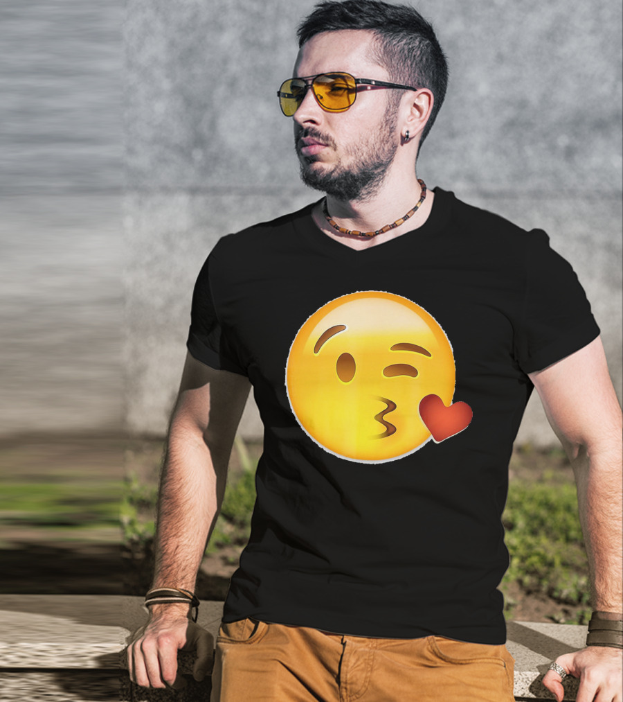 EmojiTees Blow Kiss Emoji Valentine T-Shirt