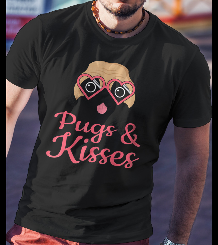 Pugs And Kisses Funny Valentines Day Humor T-Shirt