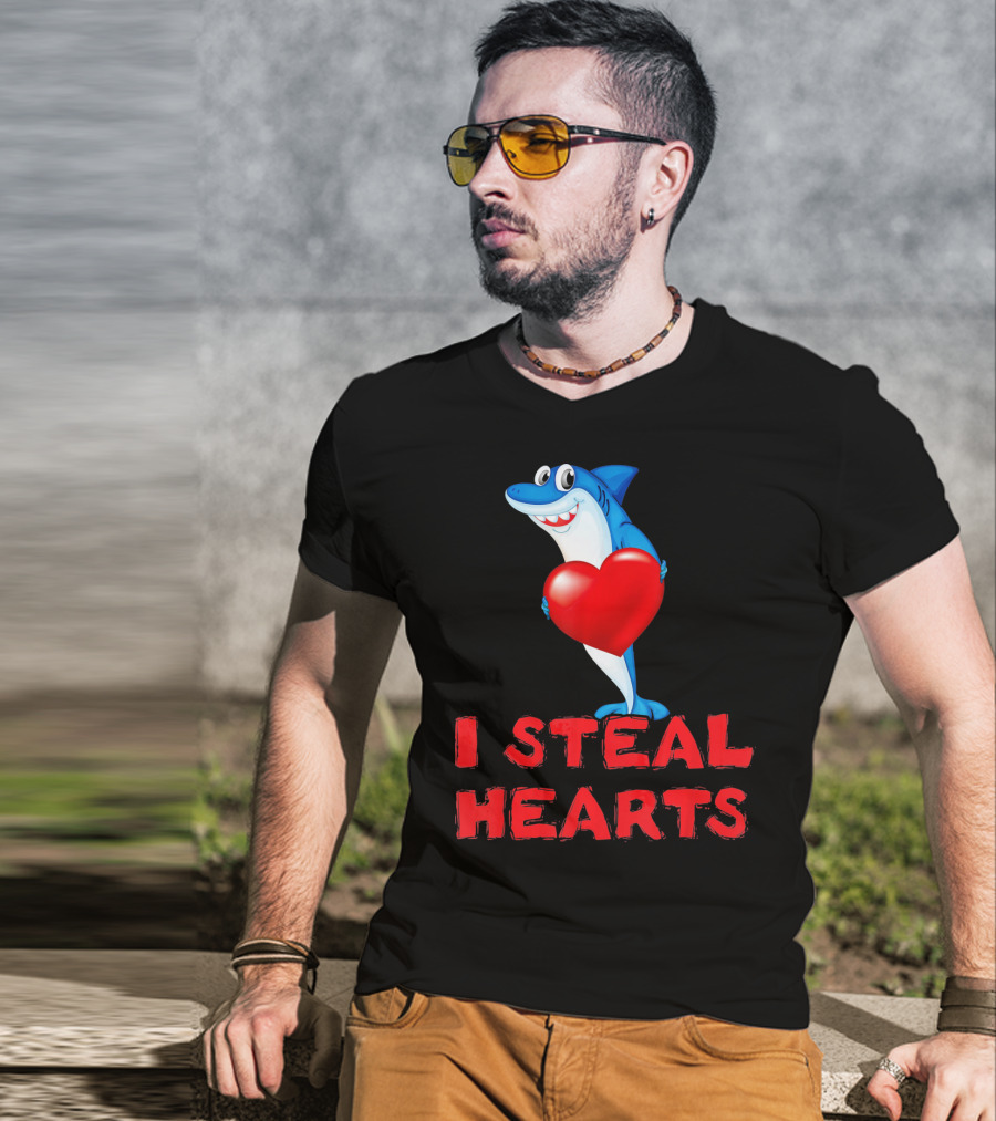 I Steal Hearts Shark Funny Valentines Day T-Shirt