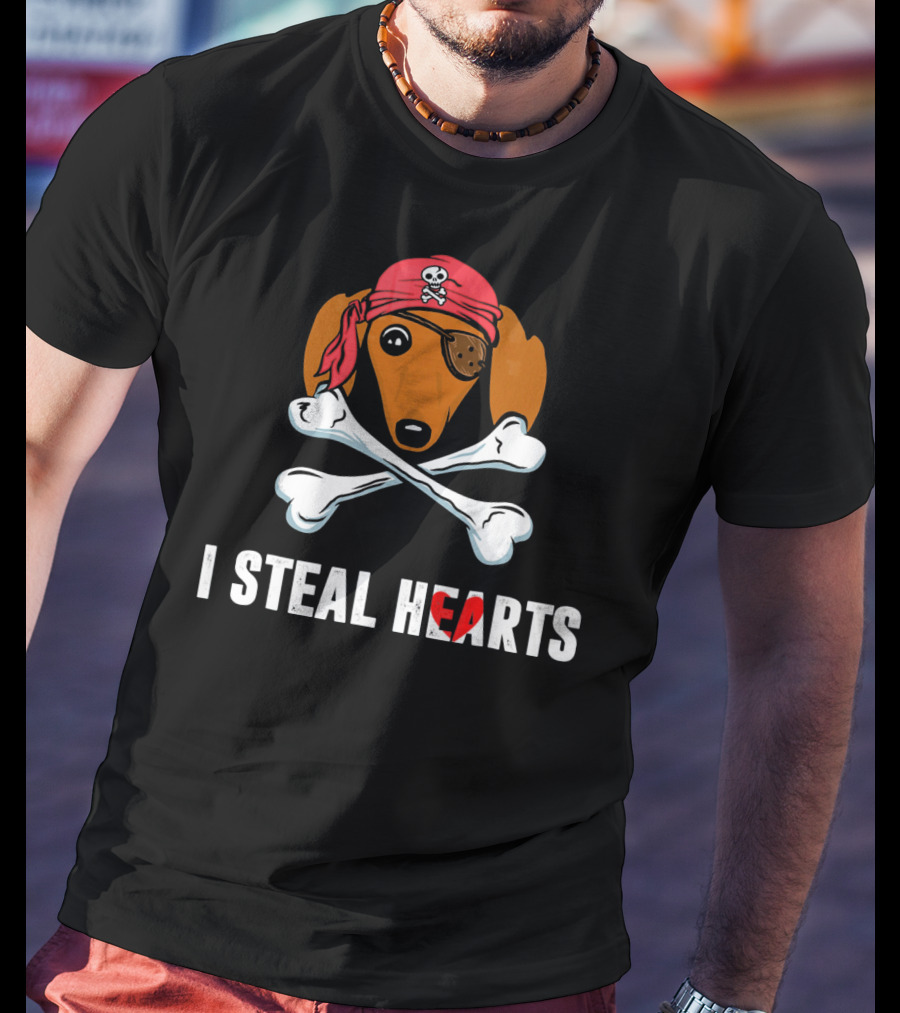 I Steal Hearts Dachshund Pirate Dog With Skull Crossbones Bandana Eyepatch T-Shirt