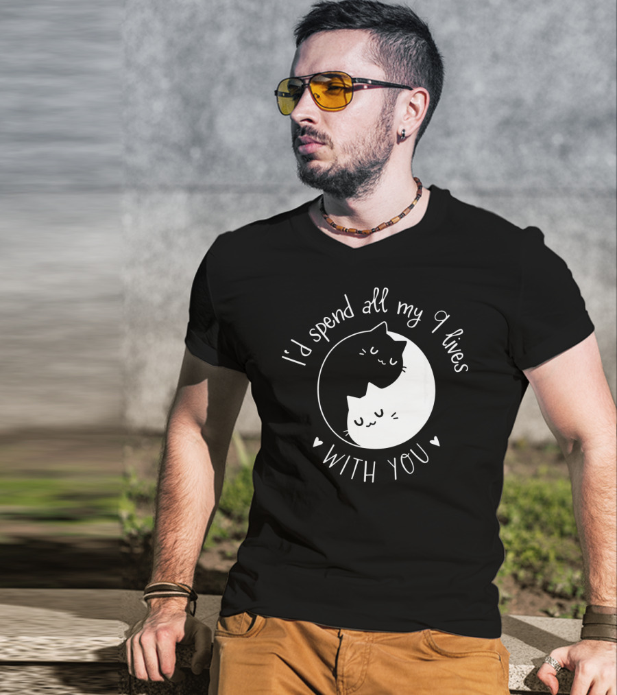 I'd Spend All My 9 Lives With You Cute Cat Circle Valentine's Day T-Shirt