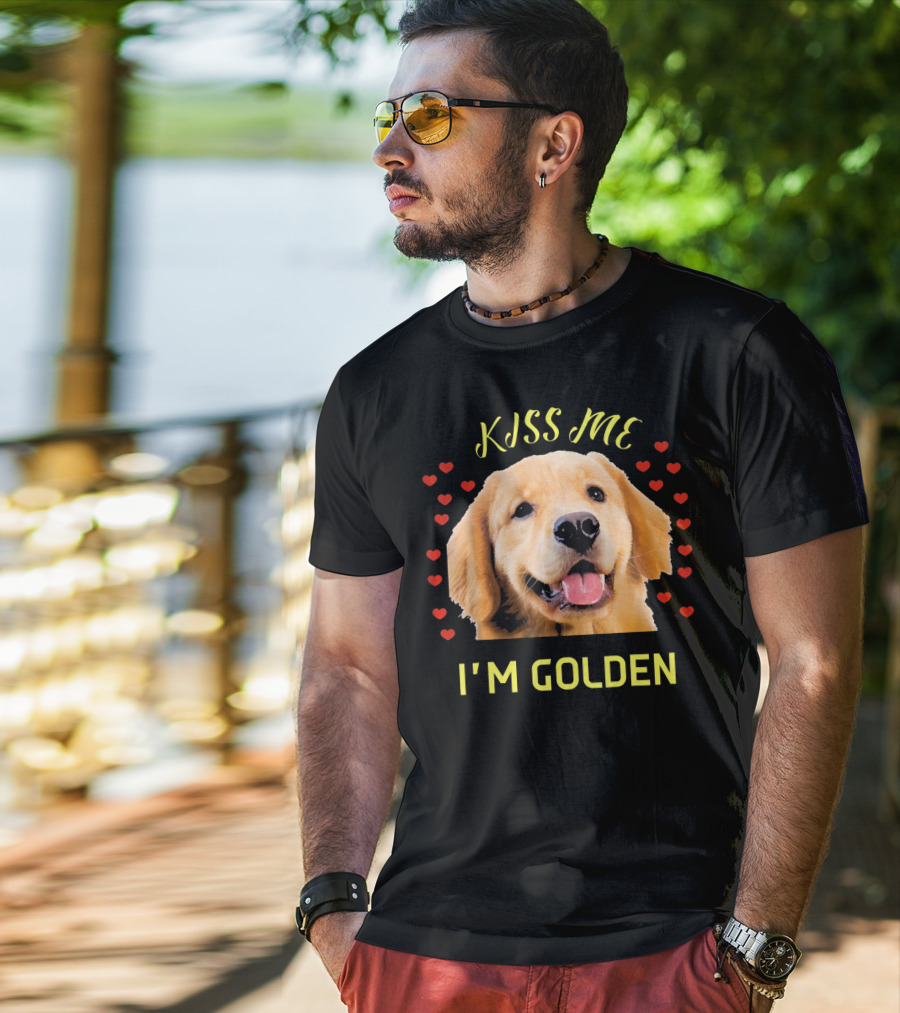 Kiss Me I'm Golden Golden Retriever Surrounded By Hearts T-Shirt