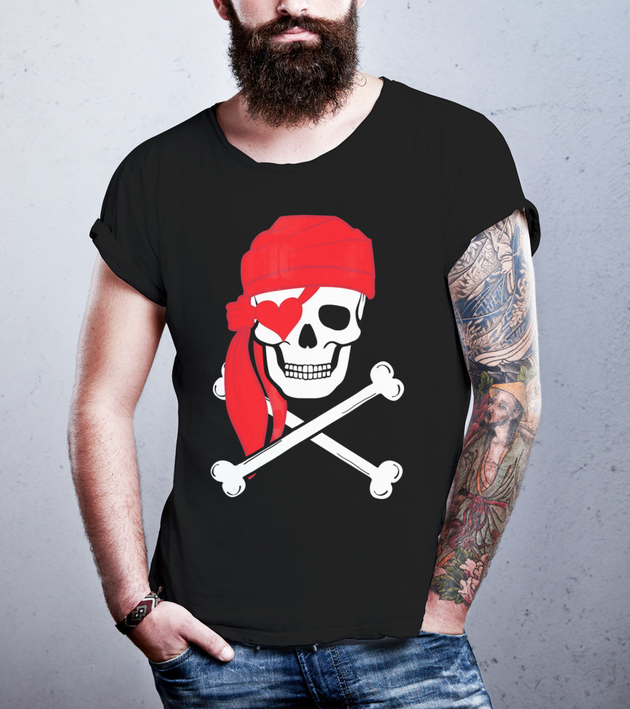 Pirate Skull And Cross Bones Heart Eyepatch Valentines T-Shirt