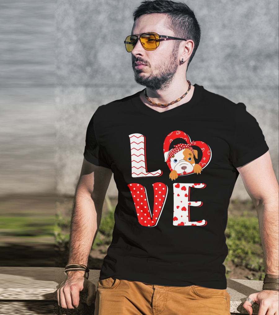 LOVE Pittie Mom For Pitbull Dog Lovers T-Shirt