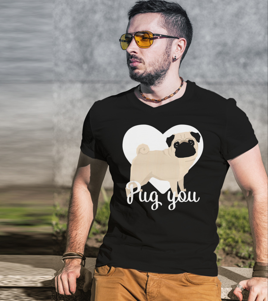 Pug You Heart Background T-Shirt