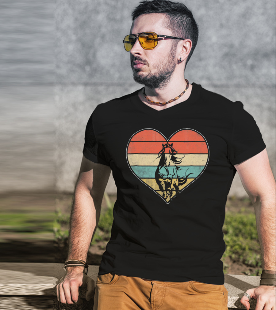 Vintage Retro Horse Heart Valentine's Day Stripes T-Shirt