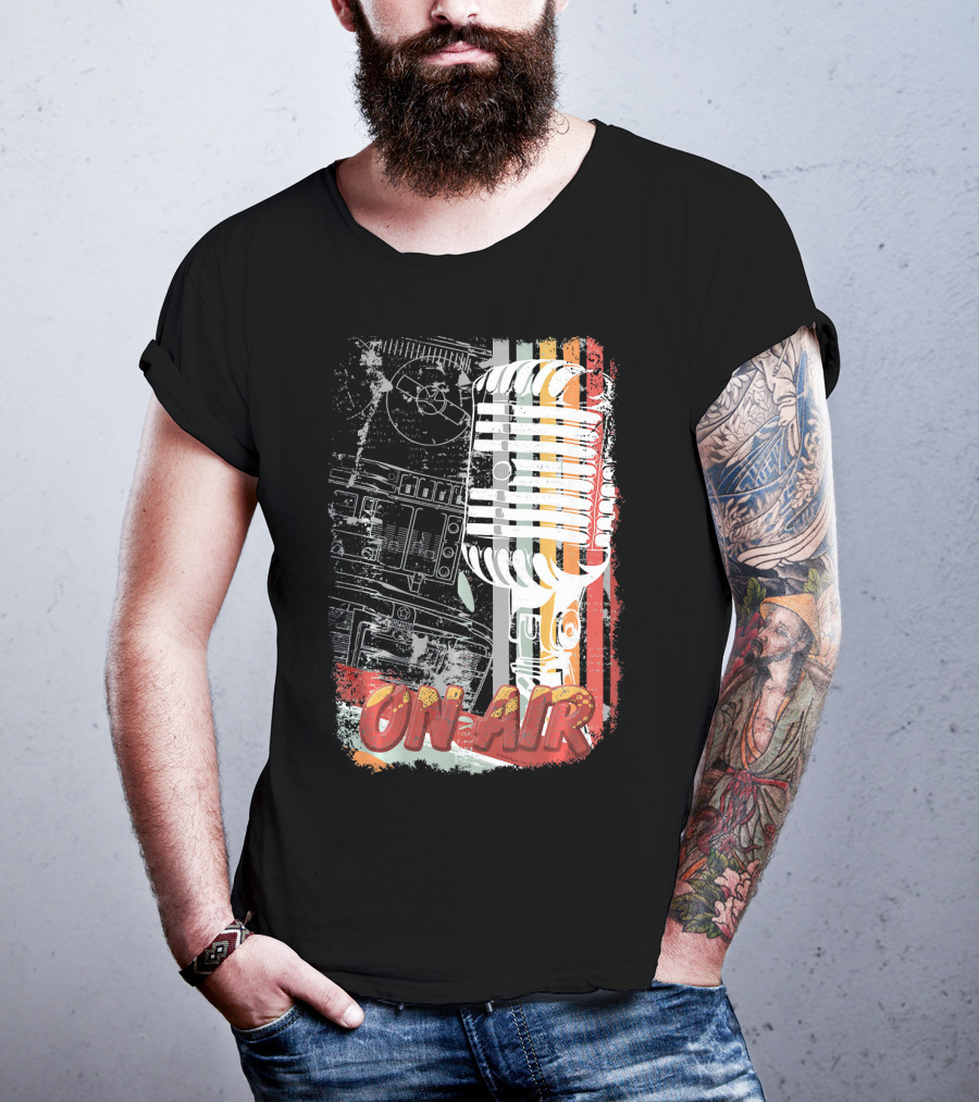 Retro Vintage Microphone On Air Broadcast Stripes T-Shirt