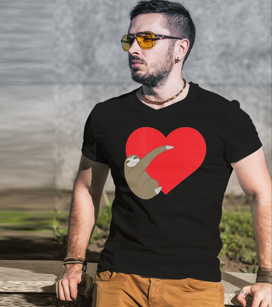 Sloth Hugging Heart Cute Pocket Va T-Shirt