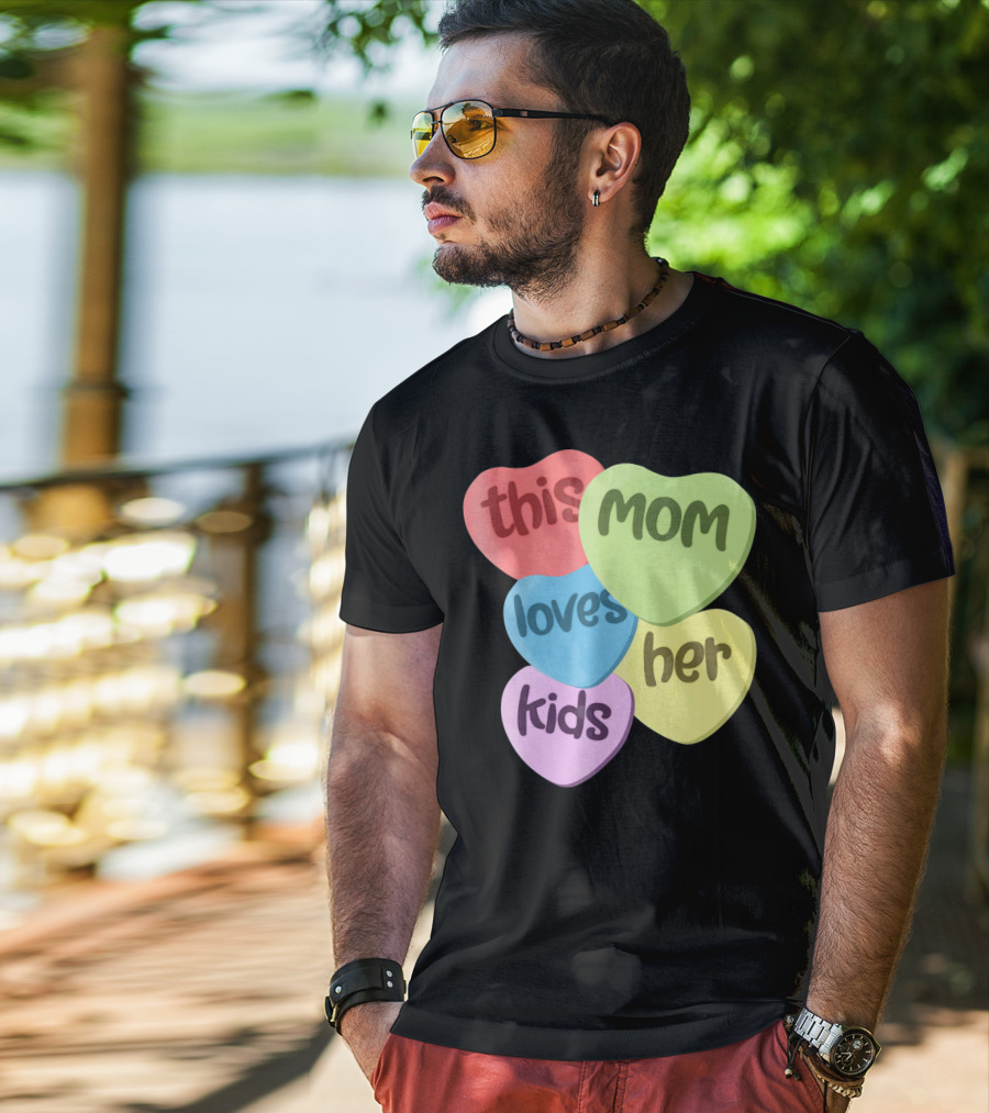 This Mom Loves Her Kids Valentines T-Shirt