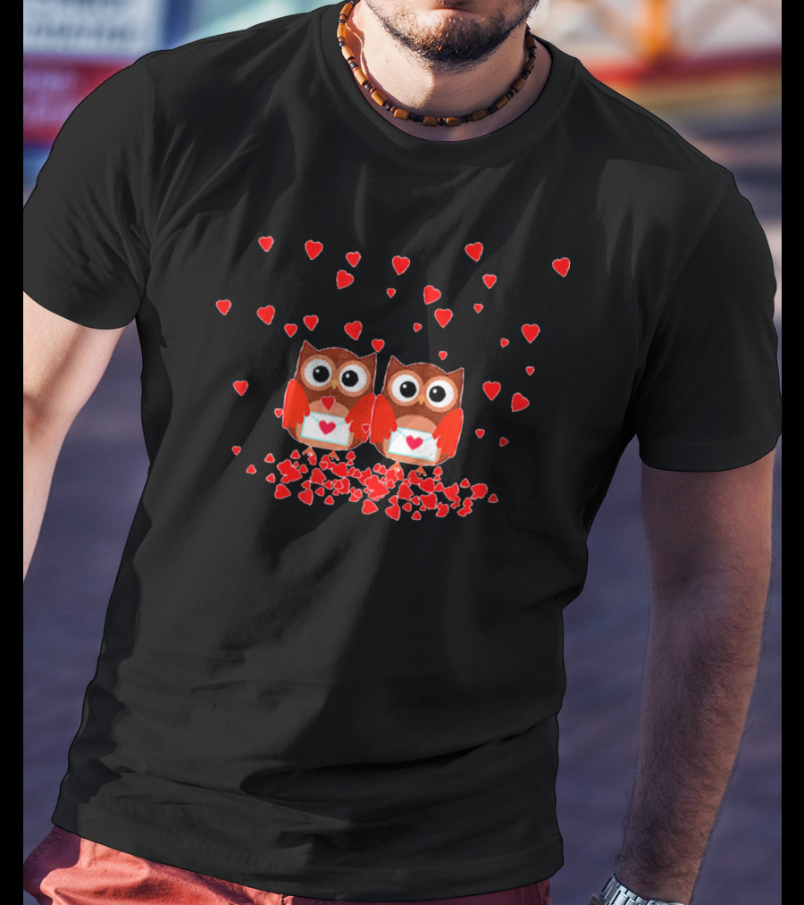 Love Owls Surrounded By Hearts For Valentine T-Shirt