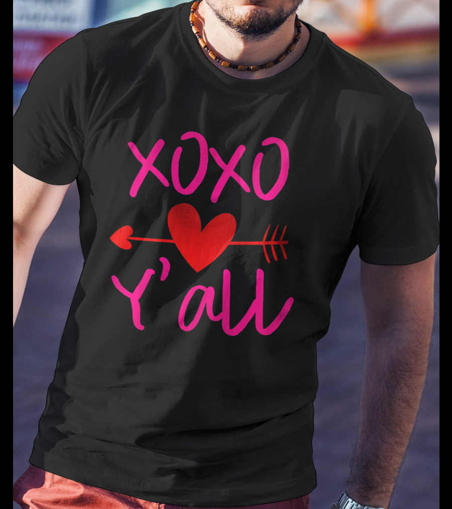 XOXO Heart Arrow Y'all Red Pink Valentines Day T-Shirt