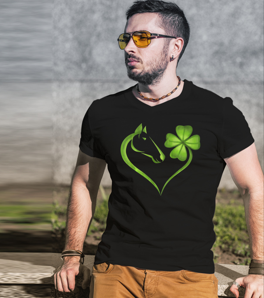 Horse Lucky Clover Heart Shape St. Patrick's Day T-Shirt