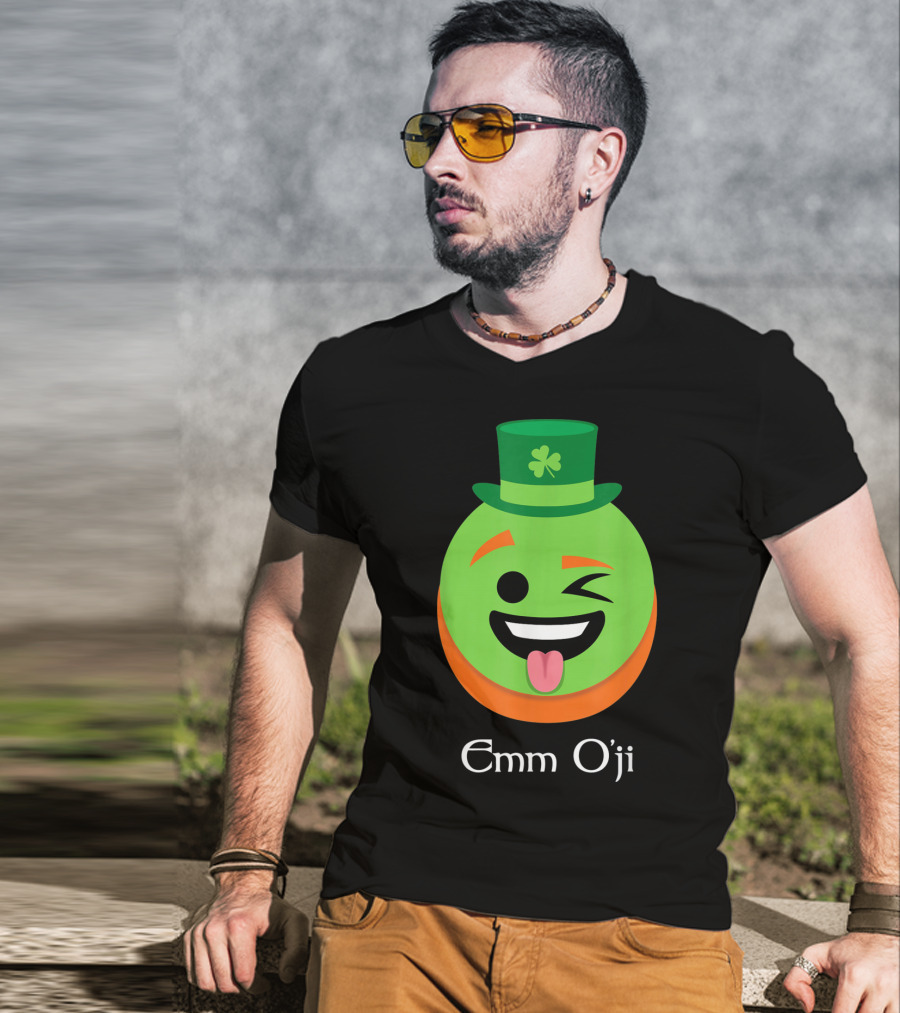 Emm O'ji Happy Saint Patricks Day Emoji Irish Fun T-Shirt