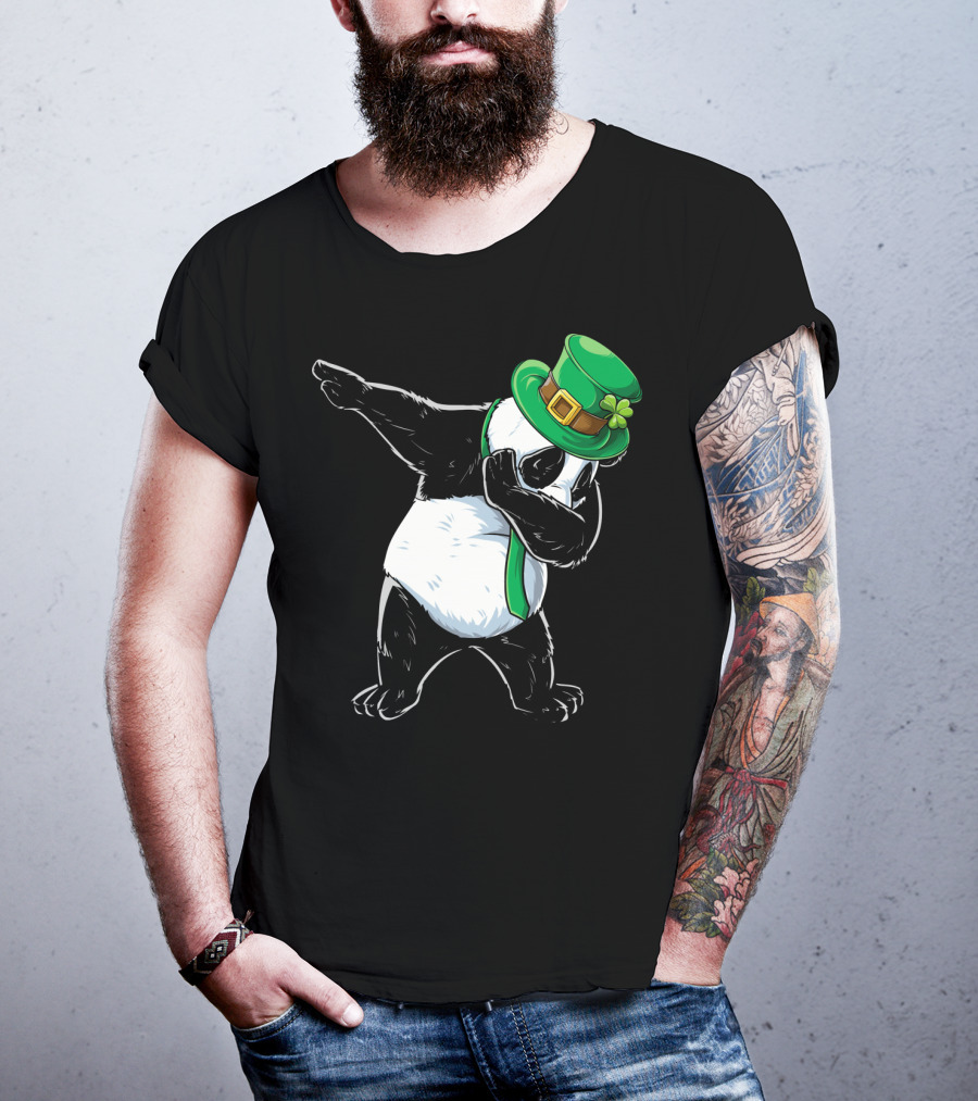 Dabbing Panda St Patricks Day Hat And Green Scarf T-Shirt