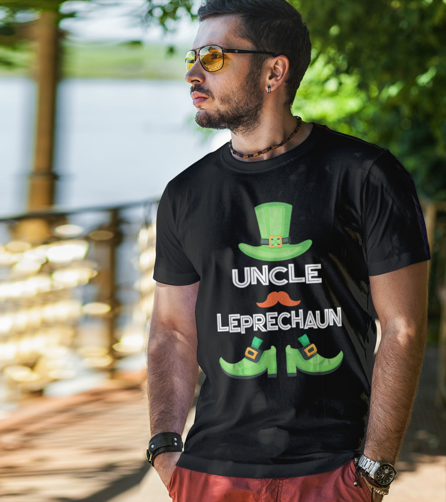 Uncle Leprechaun Green Hat And Shoes St. Patrick's Day Family Matching Group T-Shirt