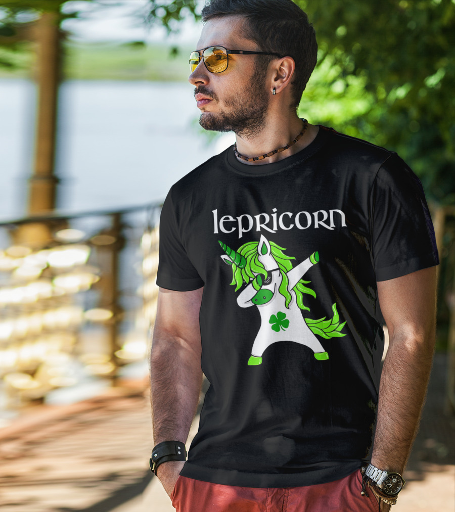 Dabbing Leprechaun Unicorn Lepricorn Funny St. Patricks T-Shirt