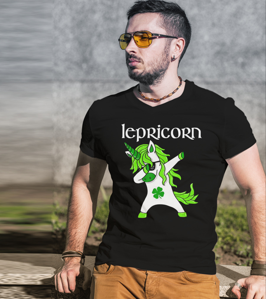 Dabbing Leprechaun Unicorn Lepricorn Funny St. Patricks T-Shirt