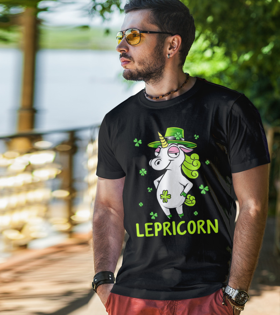 Lepricorn Leprechaun Unicorn St Pat Clover Hat T-Shirt