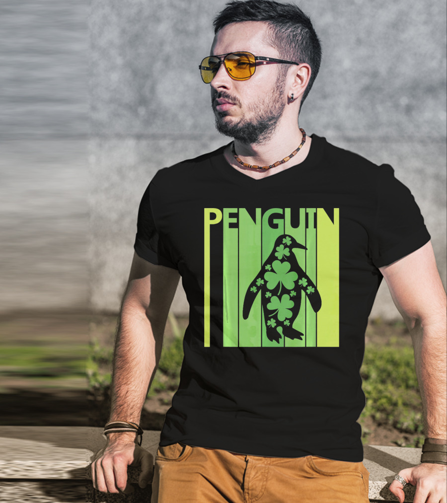Lucky Penguin St Patricks Day Clover Penguin T-Shirt