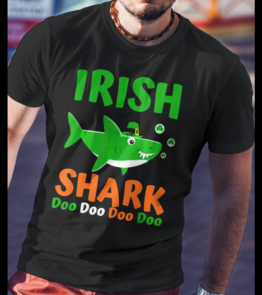 Irish Shark Doo Doo Doo Leprechaun Hat And Shamrocks T-Shirt