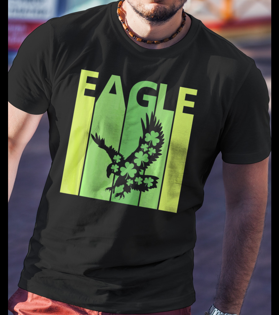 Lucky Irish Shamrock Eagle St Patricks Day T-Shirt