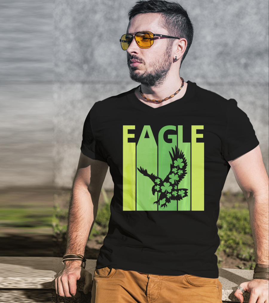 Lucky Irish Shamrock Eagle St Patricks Day T-Shirt