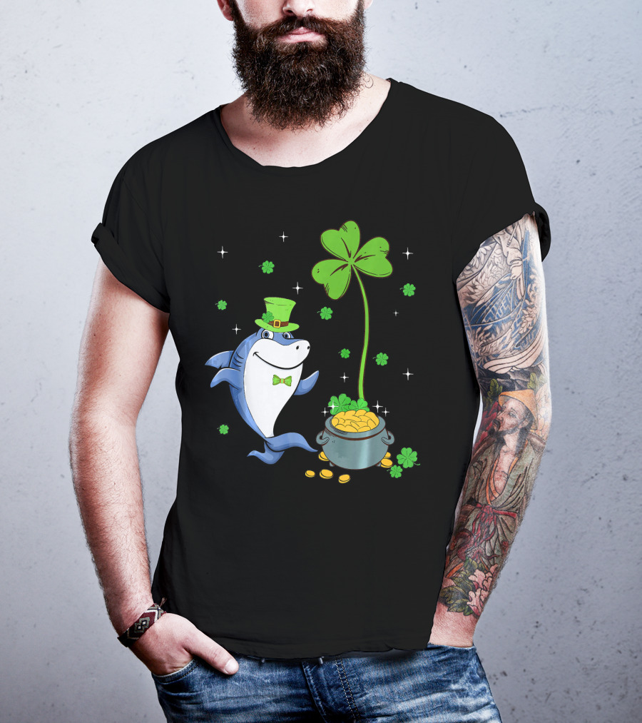 St Patricks Shamrock Leprechaun Shark With Pot Of Gold T-Shirt