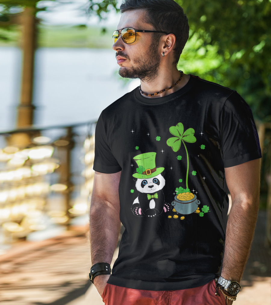 Shamrock Leprechaun Panda St Patricks Pot Of Gold T-Shirt