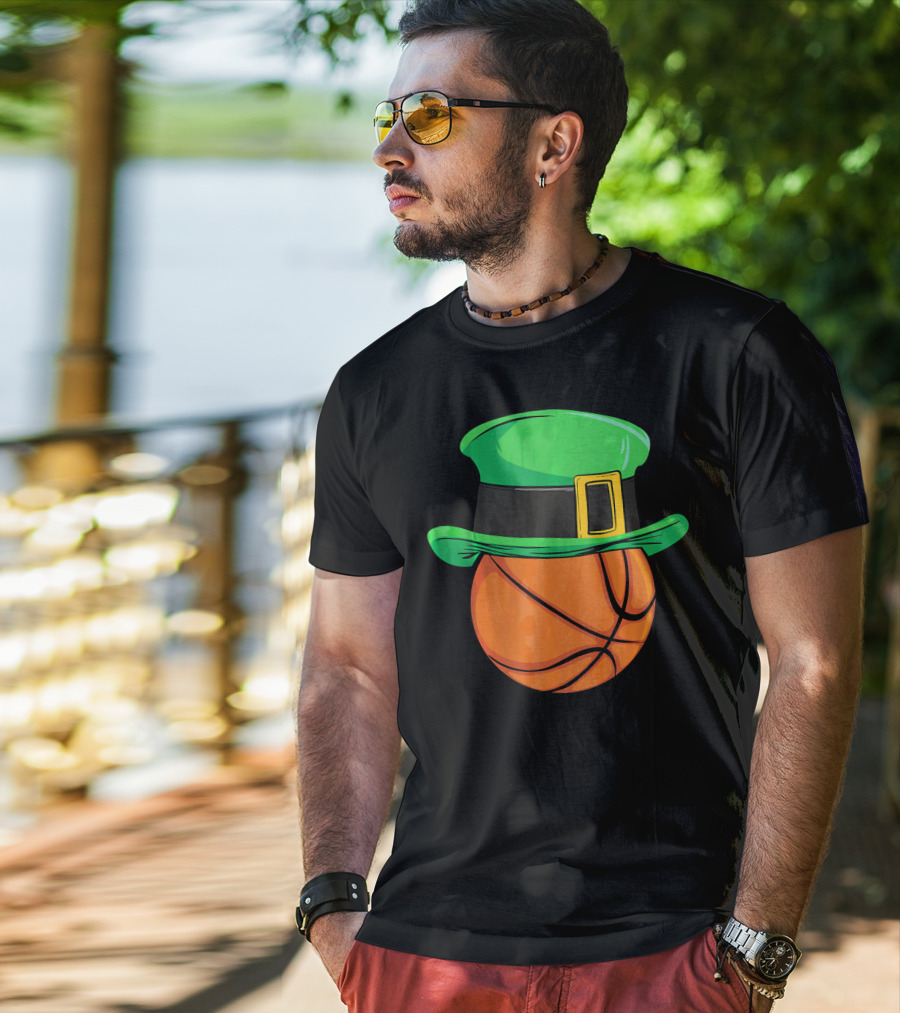 Leprechaun Hat Basketball St Patricks Day T-Shirt