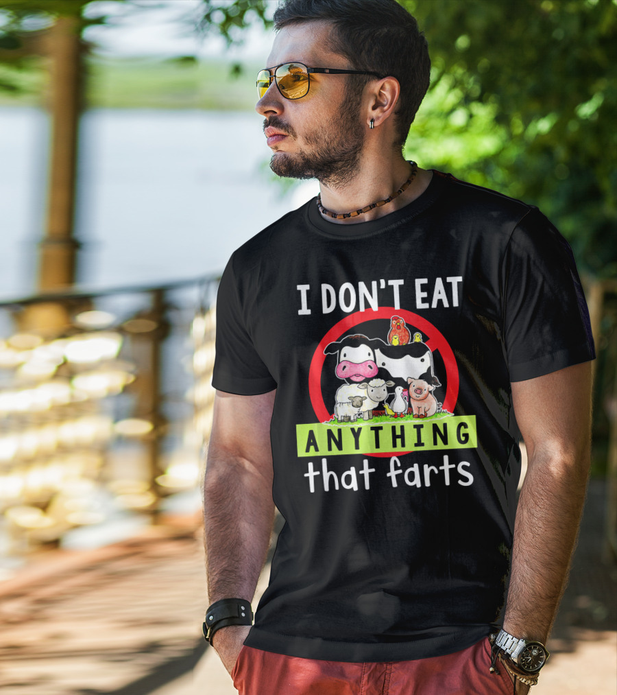 I Don't Eat Anything That Farts Vegetaria Cow Sheep Pig Chicken Cartoon T-Shirt