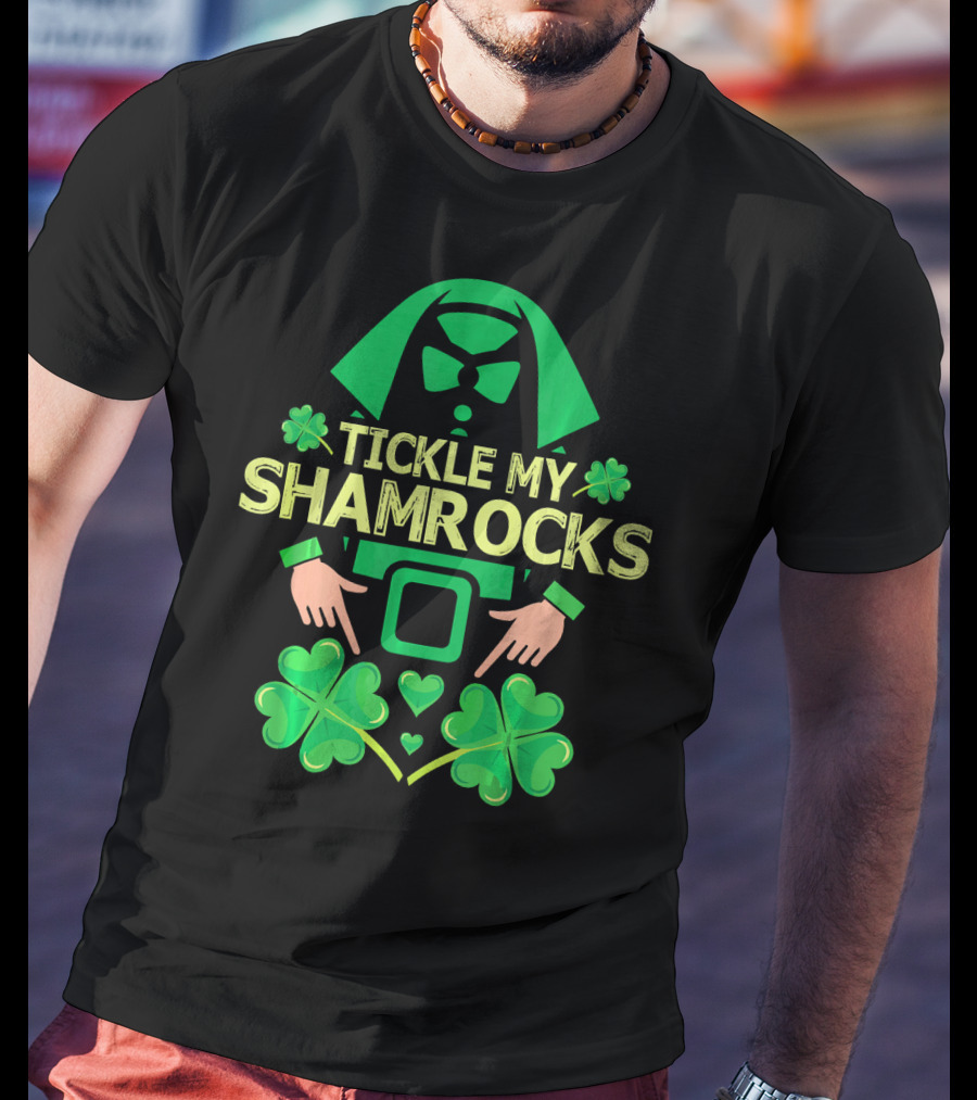 Tickle My Shamrocks Irish Leprechaun Costume Shamrock Hands Green Hearts T-Shirt