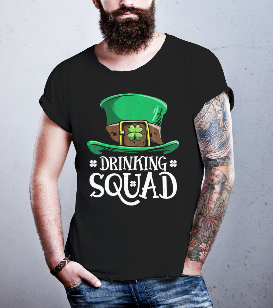 Leprechaun Drinking Squad St Pat Green Hat Clover St Patrick's Day T-Shirt
