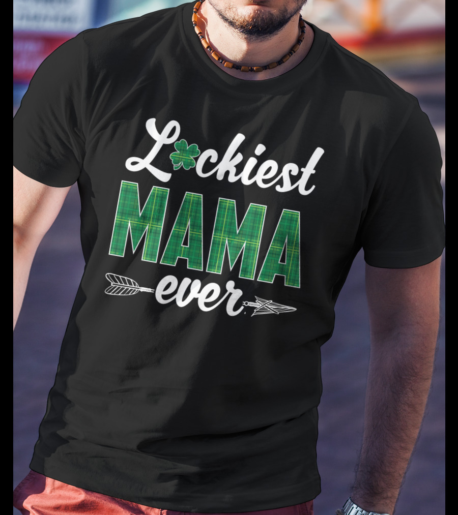 Luckiest MAMA Ever St. Patricks Day Clover Arrow T-Shirt