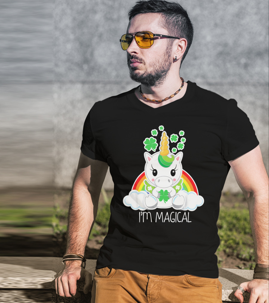 Girls Cute Unicorn I'm Magical Rainbow Clover T-Shirt