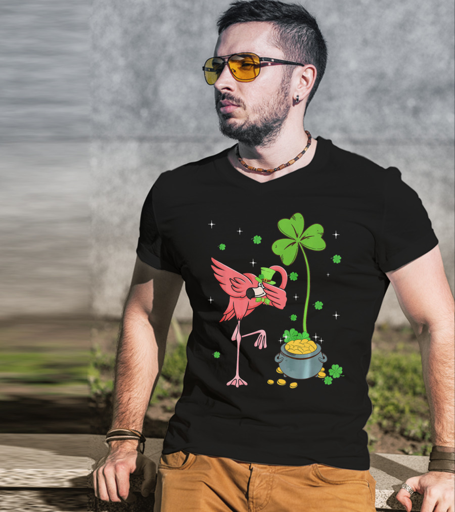 Shamrock Leprechaun Flamingo St Patricks Pot Of Gold T-Shirt