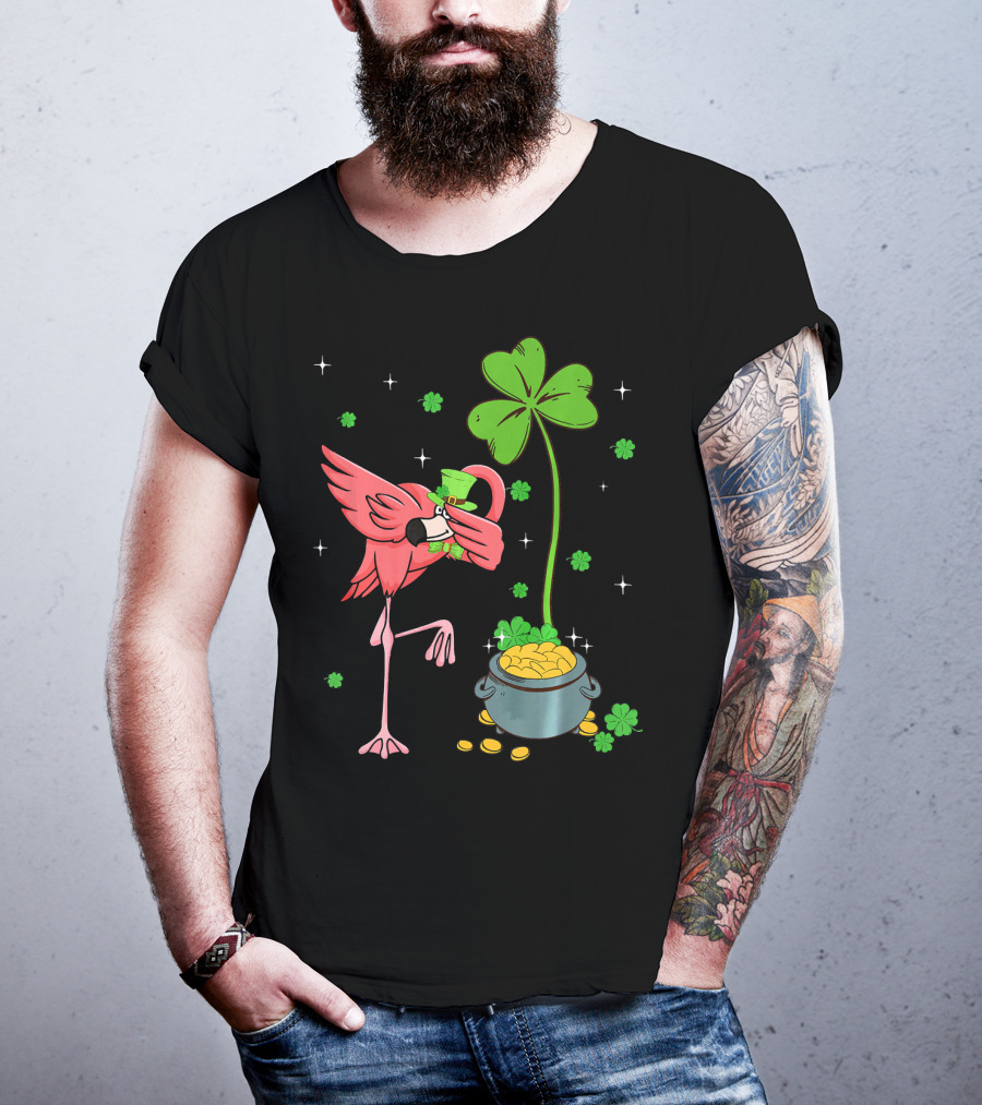 Shamrock Leprechaun Flamingo St Patricks Pot Of Gold T-Shirt
