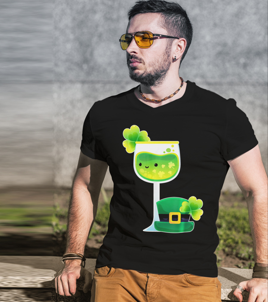 Saint Patrick's Day Green Shamrock Wine Glass With Leprechaun Hat T-Shirt