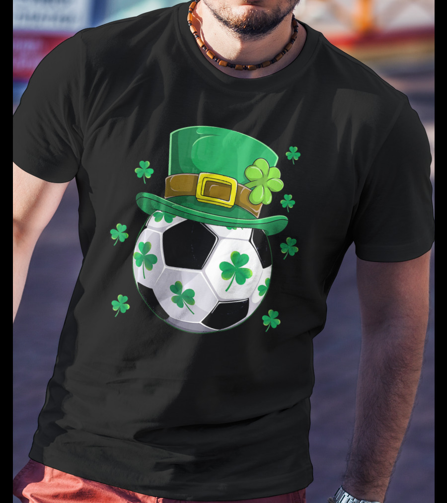 Leprechaun Hat Shamrock Soccer Ball St Patricks Day T-Shirt