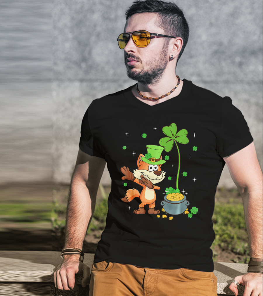 Shamrock Leprechaun Fox With Clover And Pot Of Gold T-Shirt