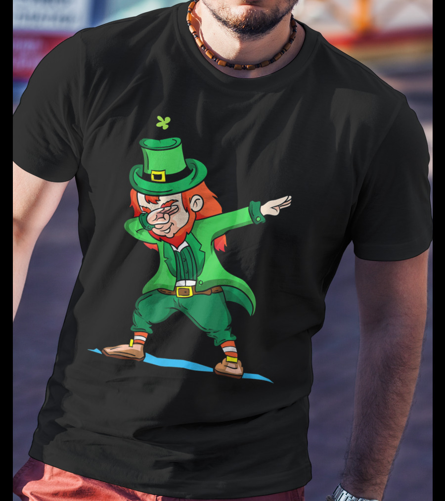 Saint Patricks Day Leprechaun Dabbing Clover Iconic Festive Green T-Shirt