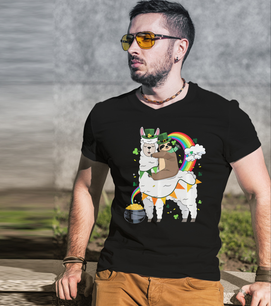 St. Patrick's Day Sloth Leprechaun With Rainbow And Gold On Llama T-Shirt