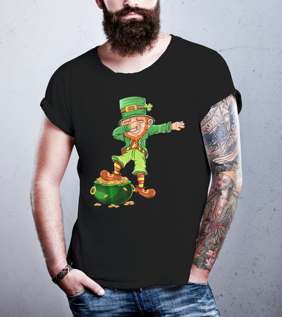 Leprechaun Dabbing St Patricks Day Pot Of Gold T-Shirt