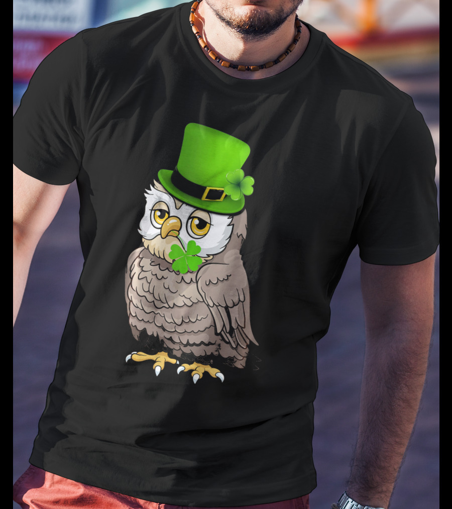 St Patricks Day Owl Wearing Green Hat With Shamrock Clove T-Shirt