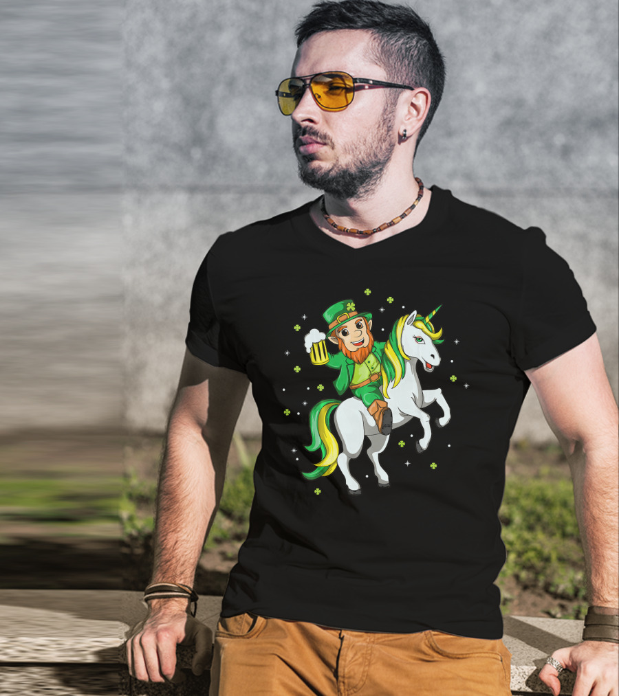 Lepricorn Irish Unicorn With Beer Mug And Shamrocks T-Shirt